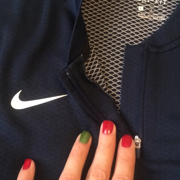 Women’s Nike Polo 👕 - Picture 5 of 8